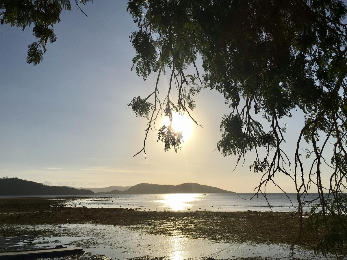 The Papalagi Resort Gili Gede Экстерьер фото