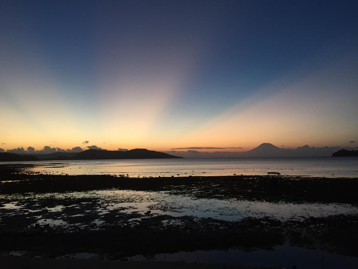 The Papalagi Resort Gili Gede Экстерьер фото
