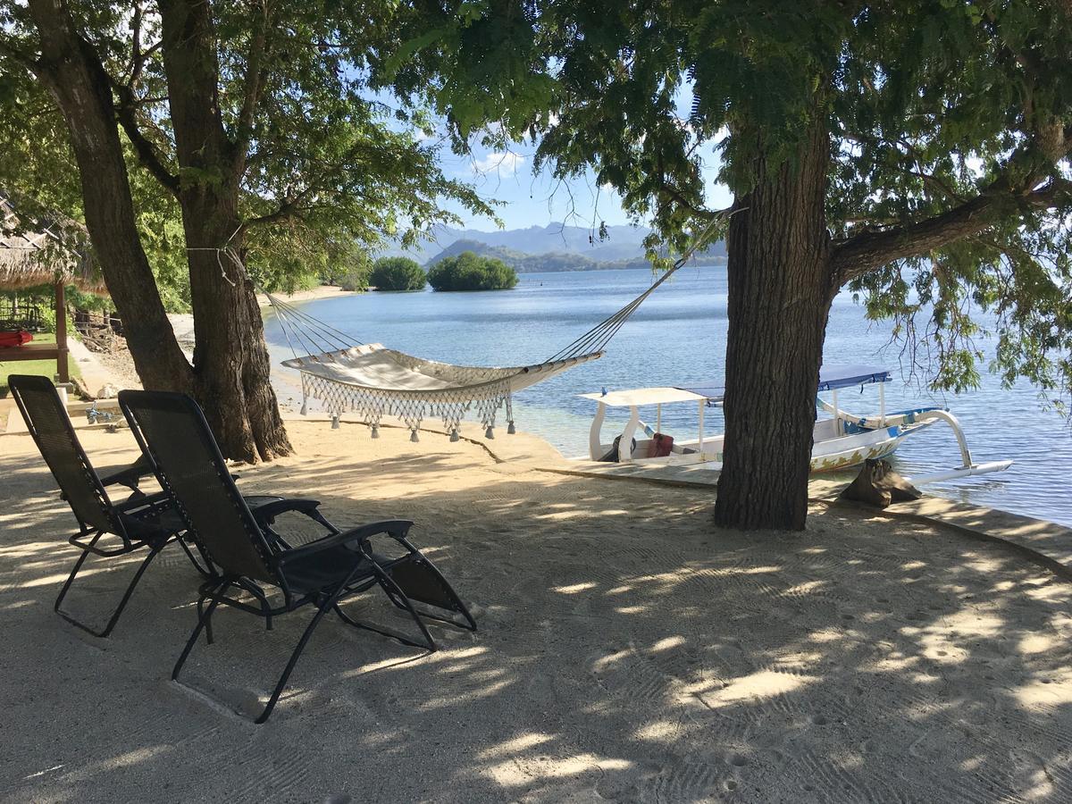 The Papalagi Resort Gili Gede Экстерьер фото